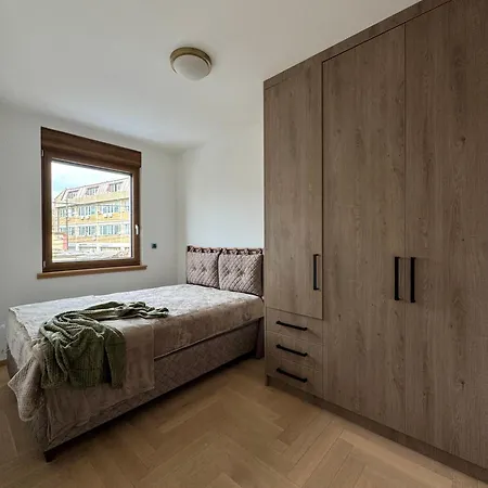 Athos Luxury - Luxury And Comfort In The Center Of Zvezdara *